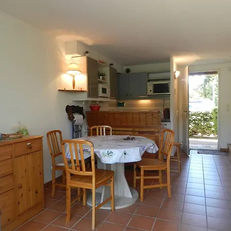 Duplex 3 Pieces Climatise Avec Piscine, Terrasse Et Parking - Ideal Famille Au Lavandou - Fr-1-251-732 Le Lavandou