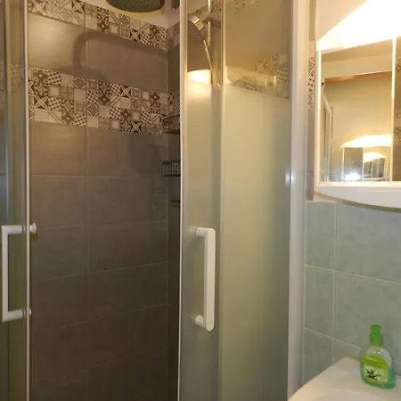Duplex 3 Pieces Climatise Avec Piscine, Terrasse Et Parking - Ideal Famille Au Lavandou - Fr-1-251-732