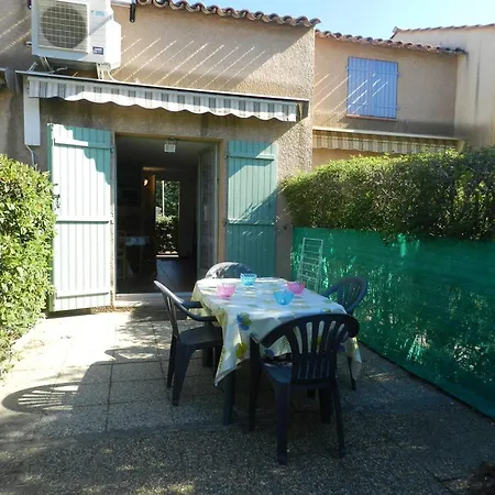 Duplex 3 Pieces Climatise Avec Piscine, Terrasse Et Parking - Ideal Famille Au Lavandou - Fr-1-251-732 *